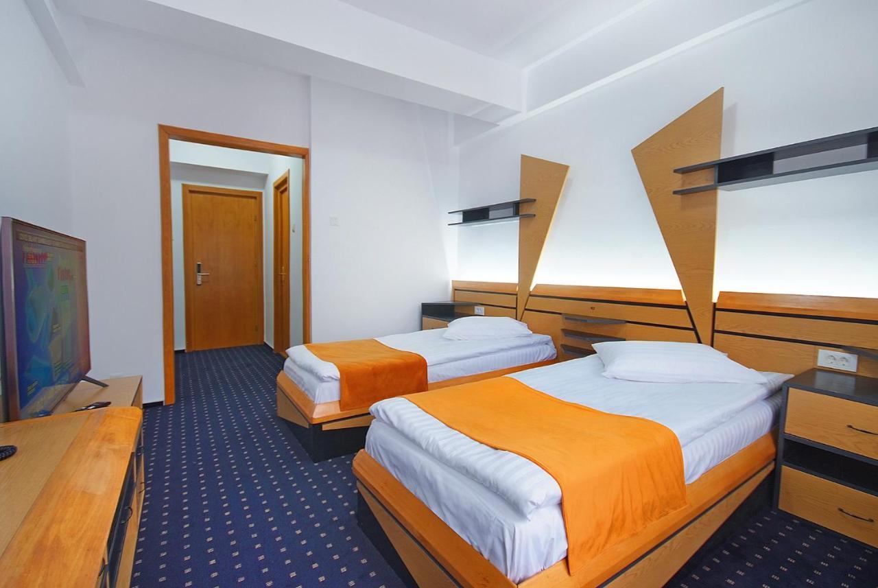 Complex Panoramic Hotel Slănic Moldova Exterior foto