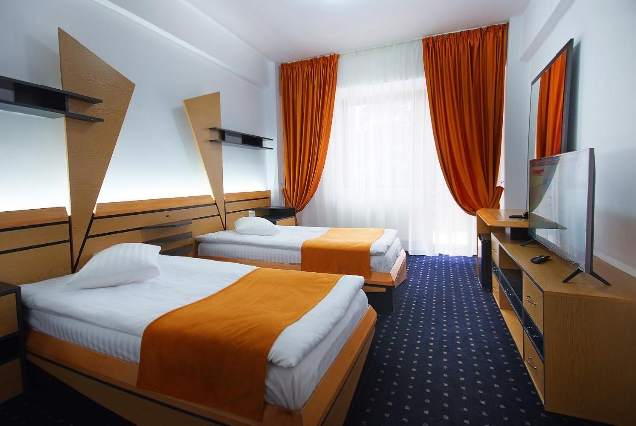 Complex Panoramic Hotel Slănic Moldova Exterior foto